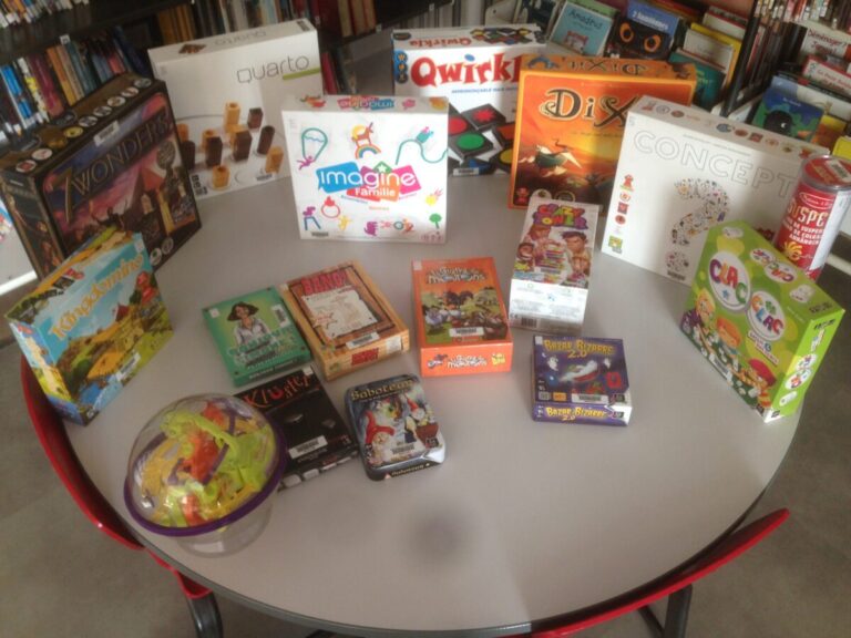 Image 0 : PLACE AUX JEUX EN FAMILLE