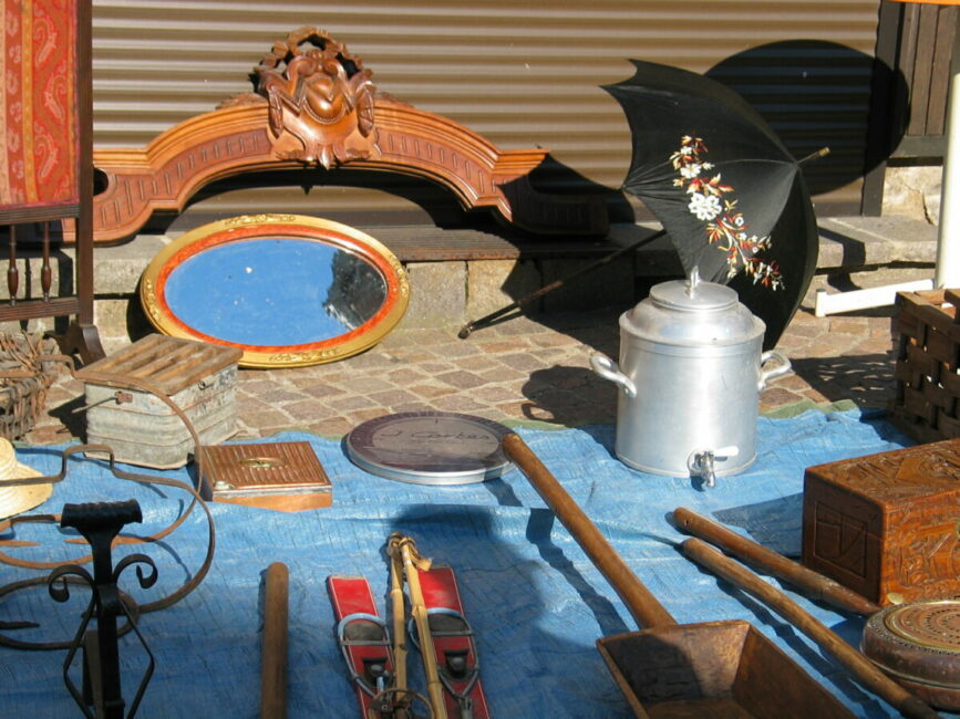 Image 1 : VIDE GRENIERS DU SAMEDI